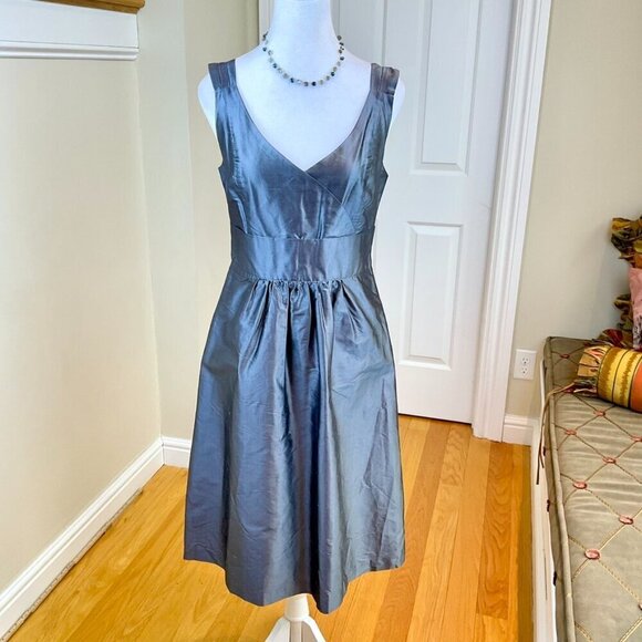 Lula Kate Dress Cocktail Silk Silver Metallic Deep V Neck & Back Sleeveless (8) - Picture 1 of 8